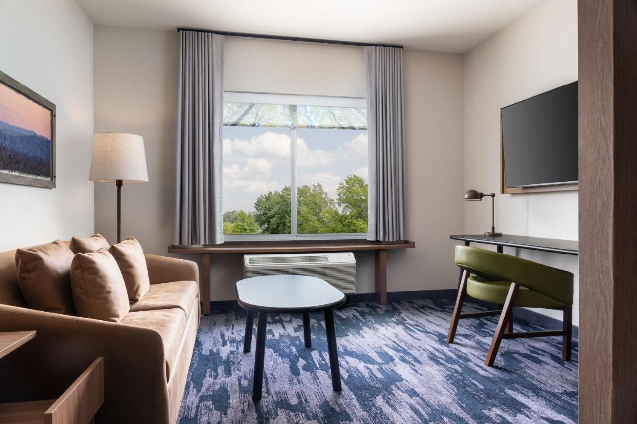 Fairfield Inn & Suites By Marriott Cleveland Tiedeman Road Brooklyn Exteriér fotografie